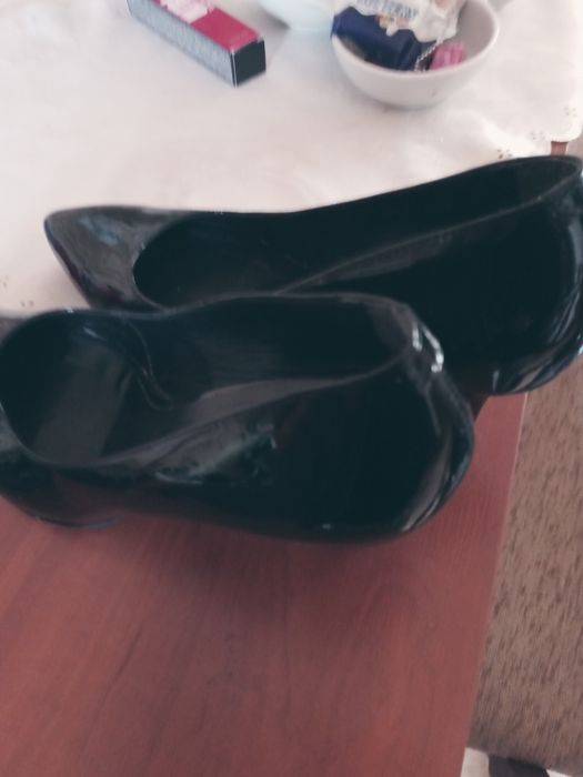 Czulenka czarne Wojas 38 lakier cale