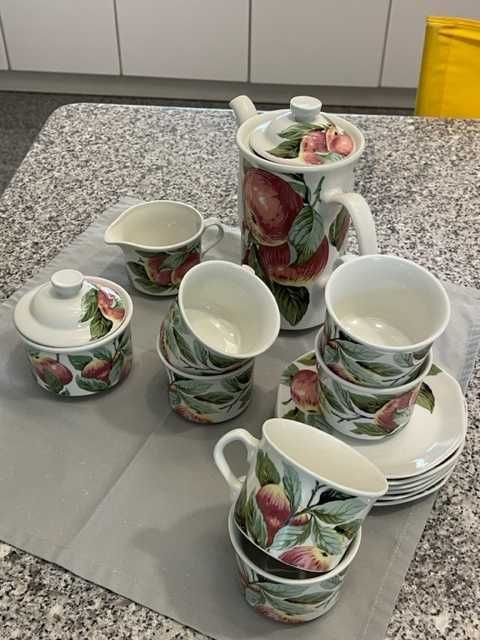 Serviço de chá Pontesa com maçãs