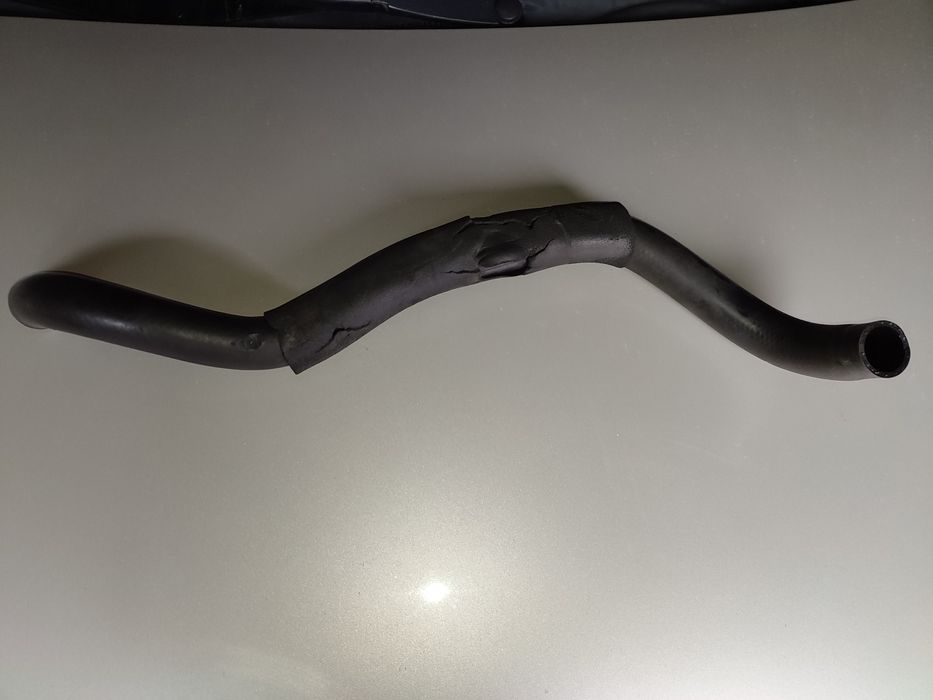 Нижний патрубок радиатора Hyundai, Kia