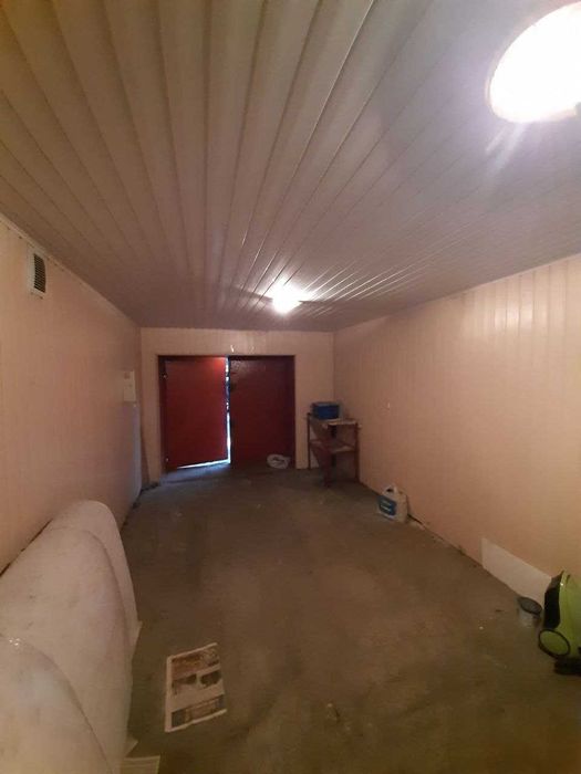 Продається гараж вул.Галицька 64 в