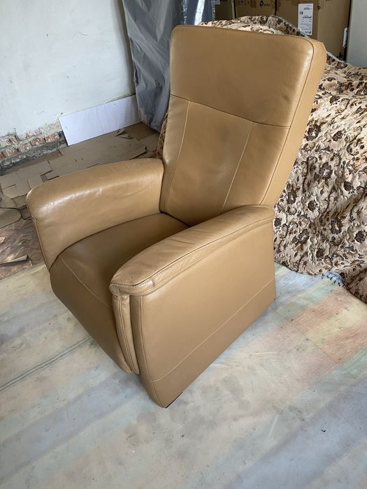 Шкіряне крісло реклайнер релакс