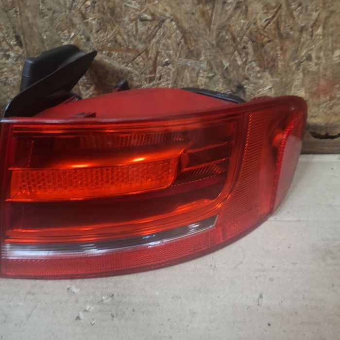 Задній стопи  Audi A4 B8 Ауди а4б8 ціна за один