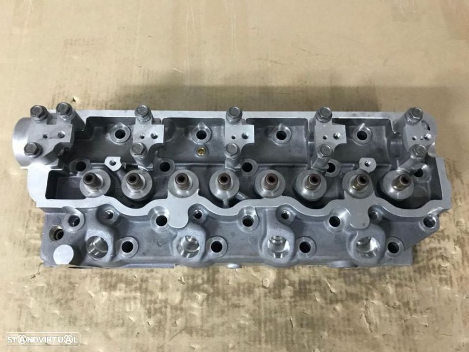 Cabeça de motor para o Pajero 2.3td 4D55 NOVA