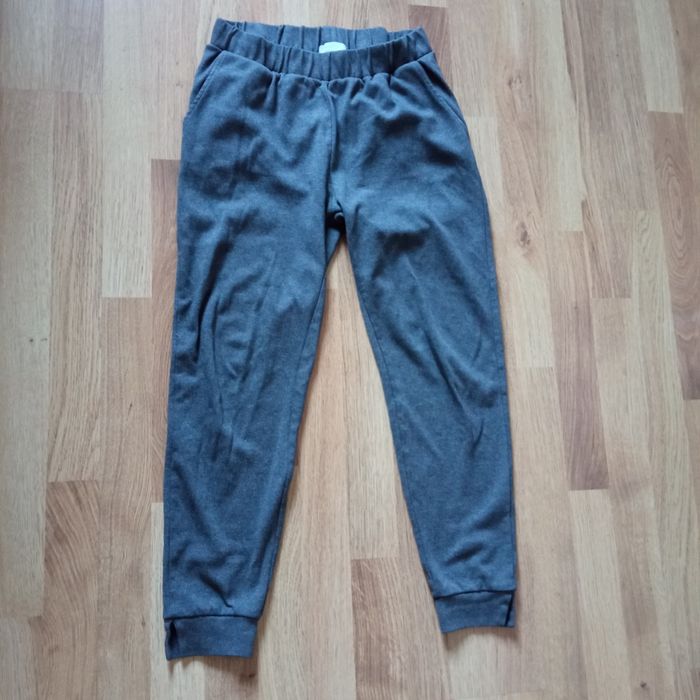 Reserved spodnie grafit 60% bawełna dzianina, M