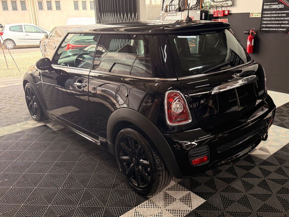 MINI 3 Doors523505820731320323