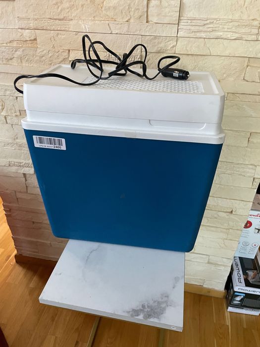 lodówka turystyczna mobicool niebieska 20l elektryczna