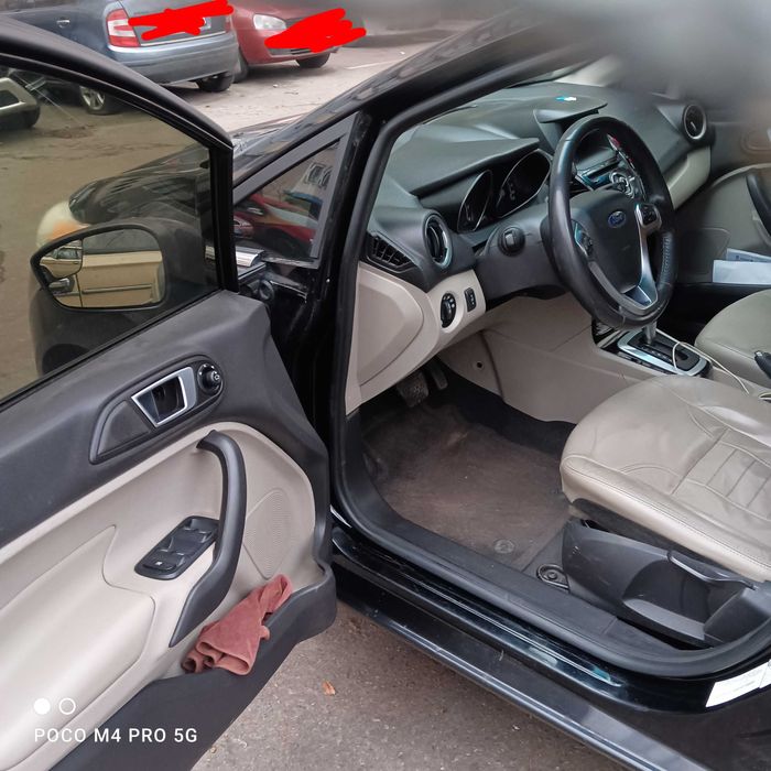 Форд фієста мк7 2017р. комплектації тітаніум.