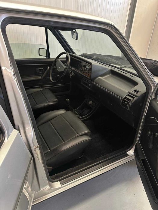 Vw jeta 1.600 injeções  ano 1980 muito bom estado