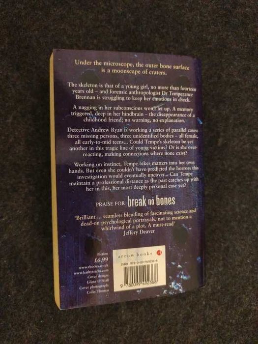Kathy Reichs - Bones to Ashes