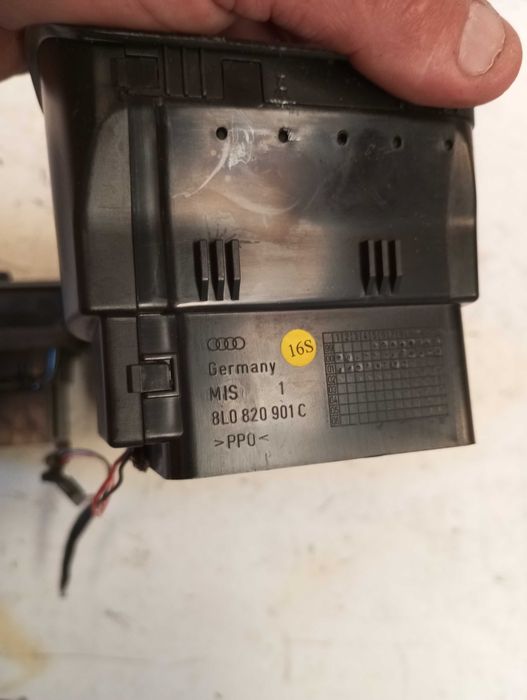 Difusores de Ar Iluminados Audi A3 8L / S3 (Facelift) – Originais