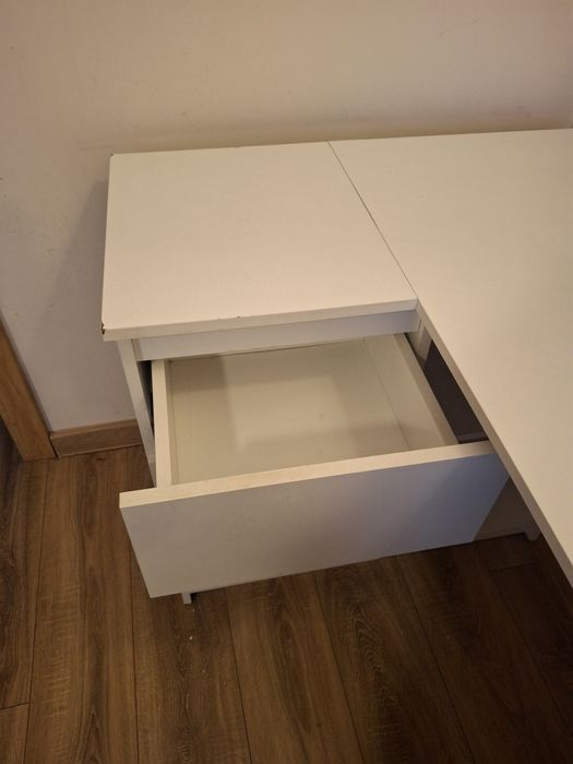 Biurko narożne białe