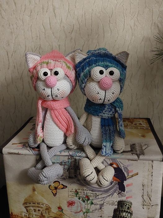 Продам в'язані іграшки ручної роботи.