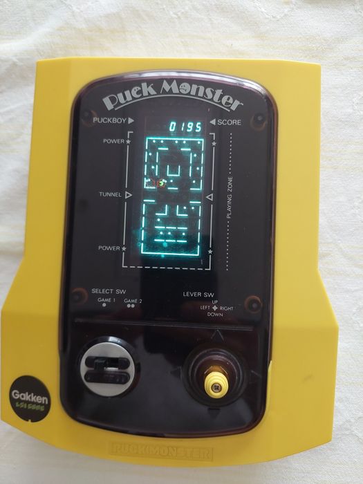 Gakken Puck Monster LSIゲーム Puck Monster by Gakken | RetroHandheldGames
