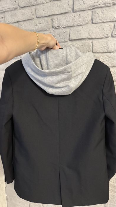 Блейзер з ефектом толстовки Zara оверсайз