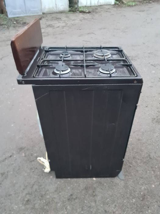 Газовая плита,  печь,  плитка, печка,  пічь газова