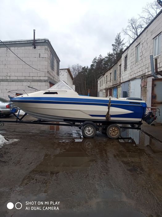 Продам Glastron CX19