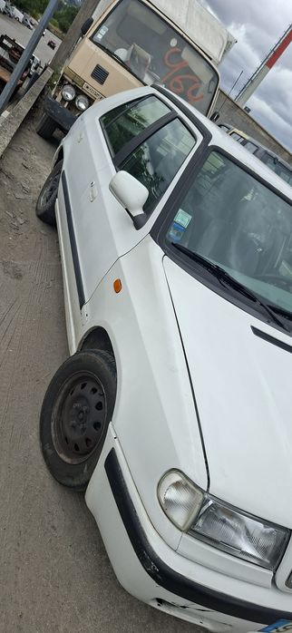 Skoda felicia 98 1.9d para peças 
Ref:aef
