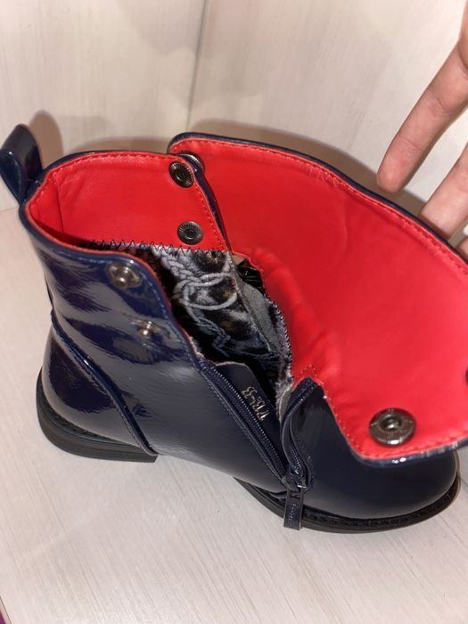 Ботинки для дівчинки