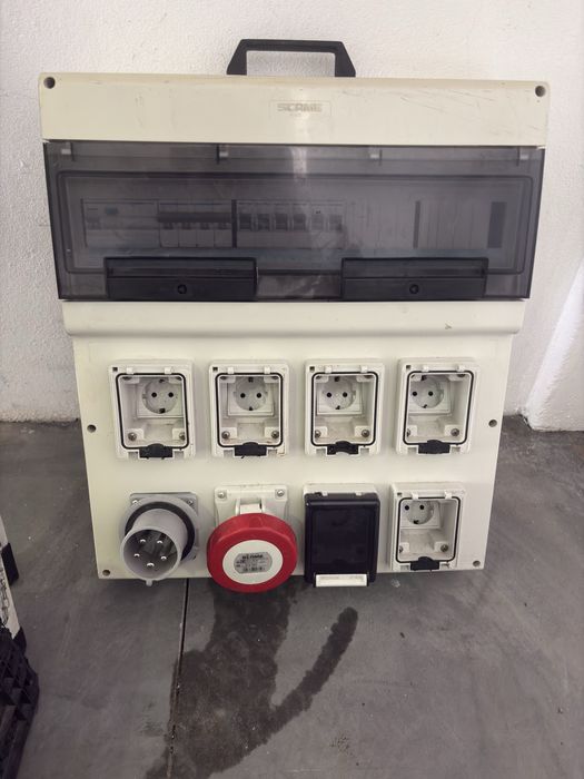 Quadro eletrico SCAME trifásico