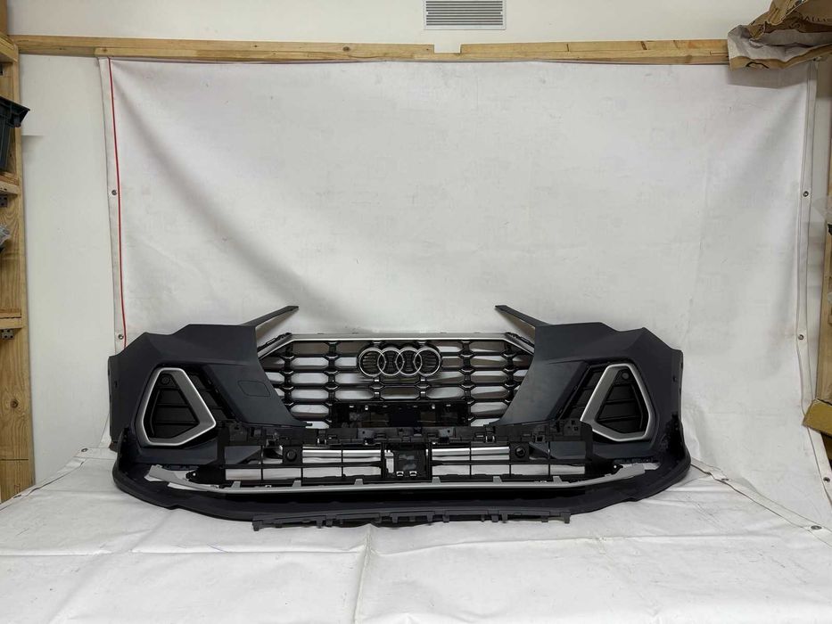 Audi Q3 83A S-line Бампер передній Передній бампер Ауді Ку3 83А.