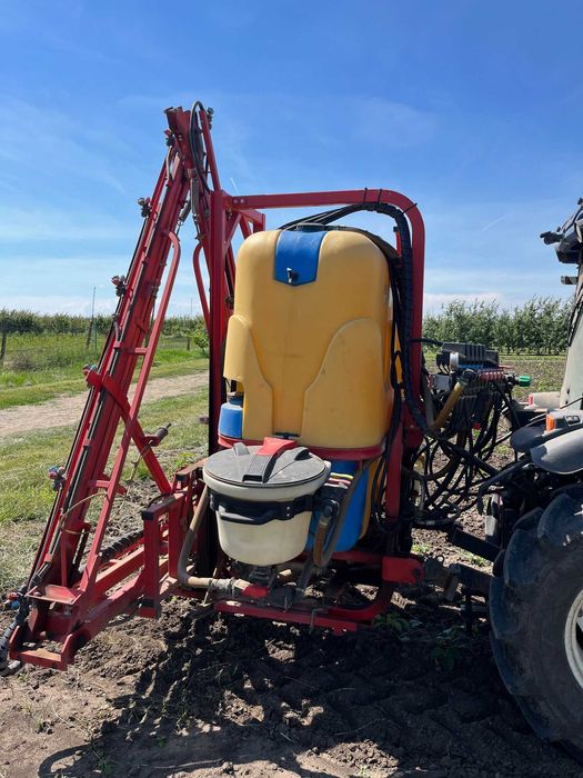 opryskiwacz zawieszany JARMET 1000l,