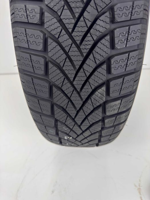 NOWE zimowe OPONY 215/65R17 - Falken EuroWinter HS02