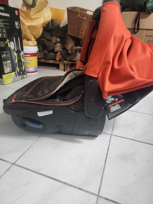 TRIO Carrinho JANE e Ovo/ alcofa Matrix Light