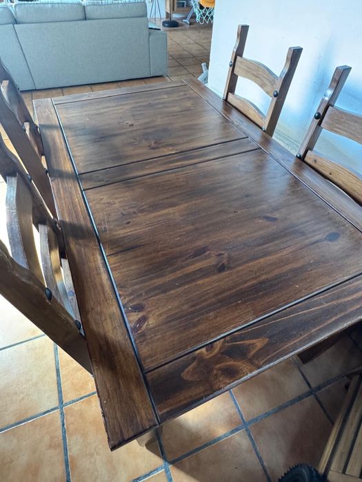 Mesa e Cadeiras Pinho