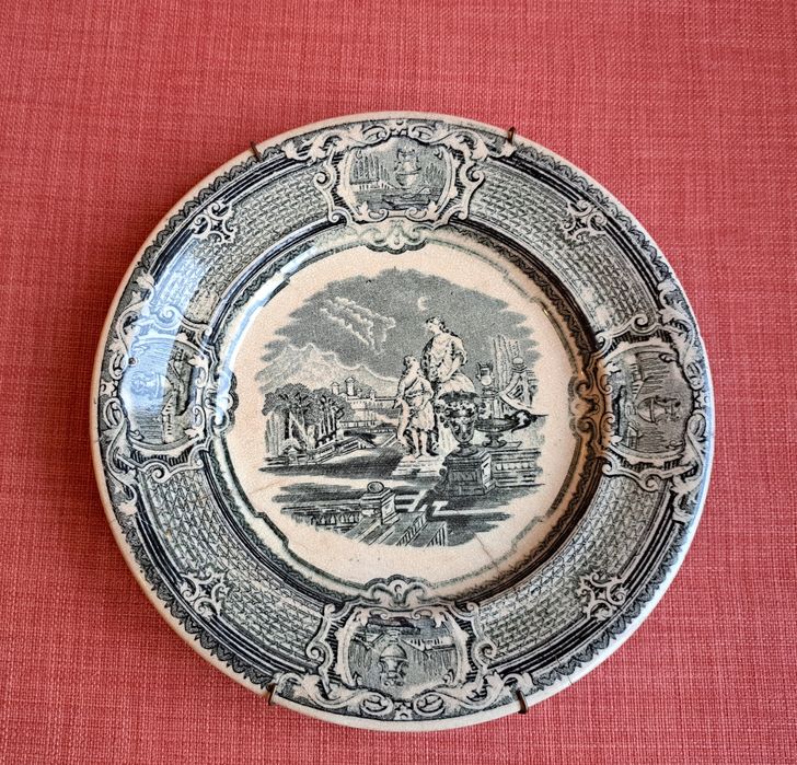 Pratos antigos de colecção