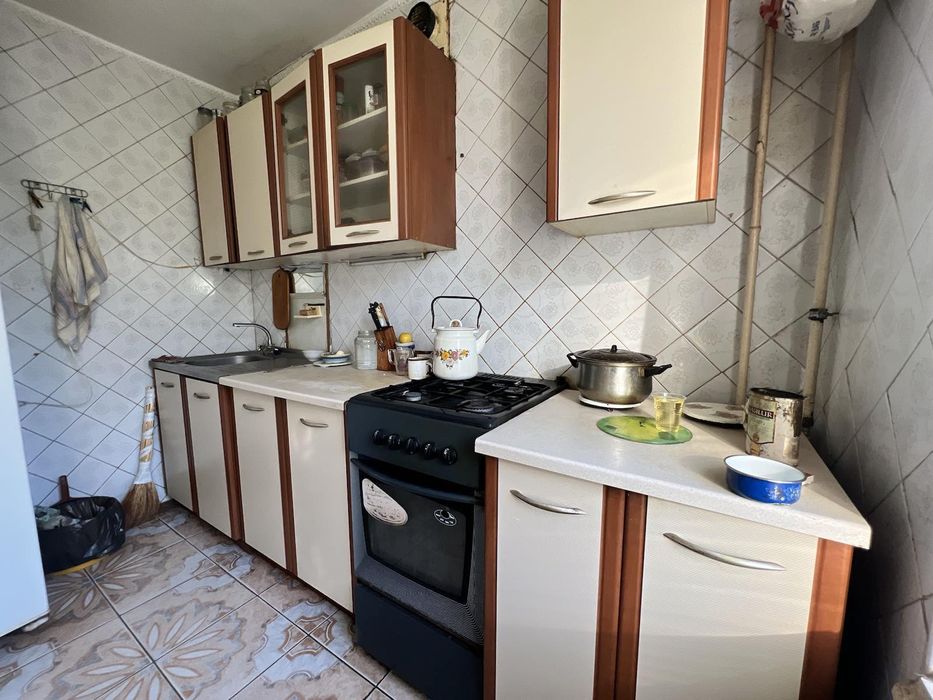 Продаю 3 х к квартиру разделку  ЮТЗ