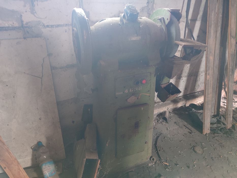 Продається наждак