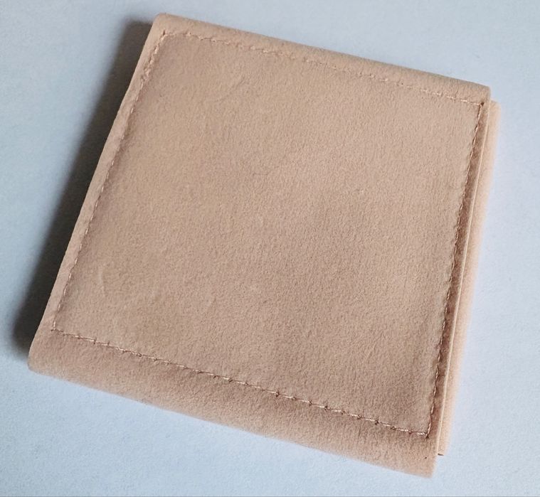 Torebka prezenrowa. Tous. Tanio. Warto.