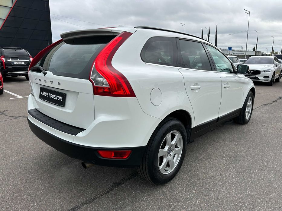 Volvo XC60  2012