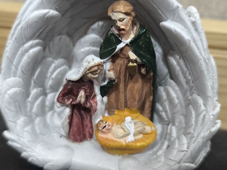 Mini Presépio "Asas de Anjo" - Peça Decorativa
Encantador mini presépi