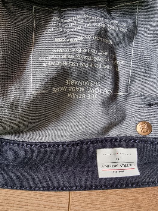 Spodnie Tommy Hilfiger w bardzo dobrym stanie