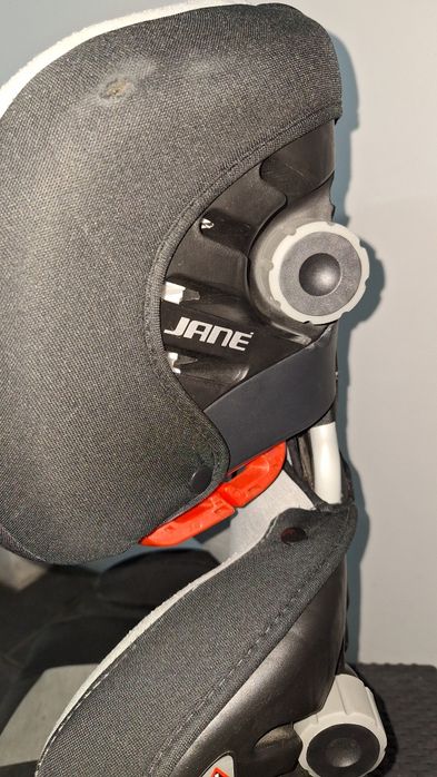 Cadeira Auto Jane (15 kg a 36 kg) – Bom  Estado