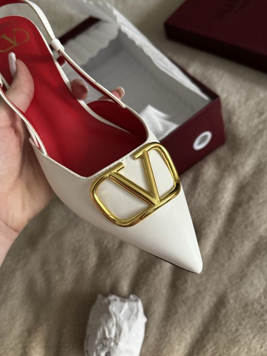 Туфлі від Valentino