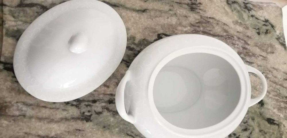 TERRINA serviço jantar ARABESCO, Vista Alegre, em porcelana, como nova