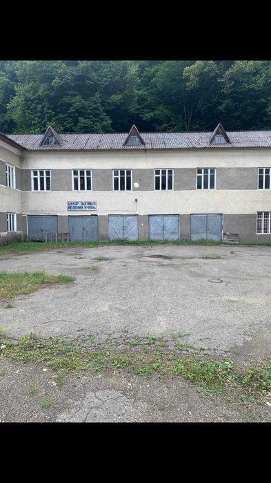 Продаж ПП з адміністративною будівлею 1317,9 м² у с. Великий Рожин