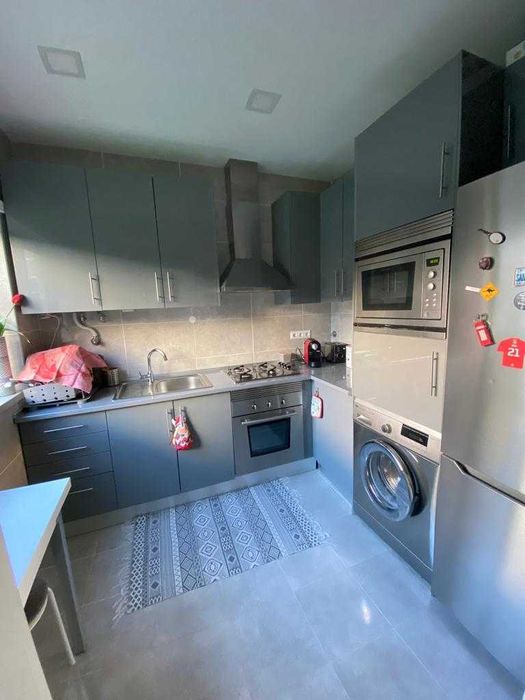 Apartmento T 1 com garagem e terraço