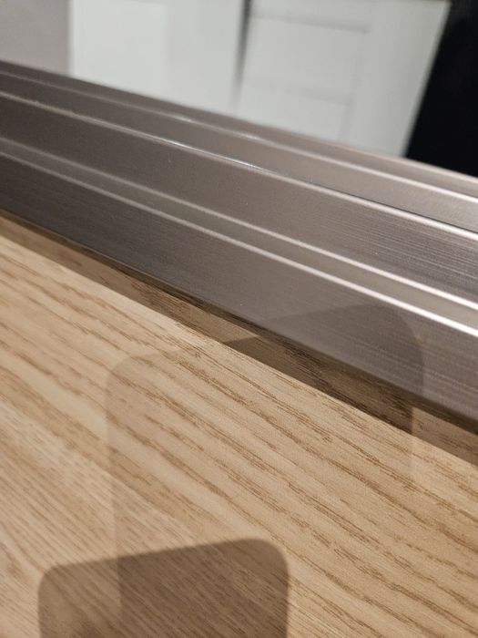 Szafa 3 drzwiowa stolarz 150x242x56,5 z lustrem, drzwi przesuwne