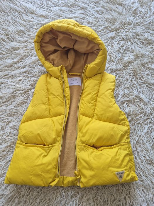 Жилета Zara 2-3р.