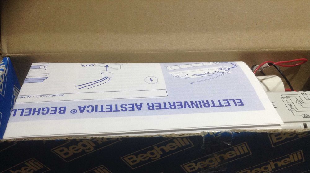 Kit novo da Beghelli 12514 para converter armaduras fluorescentes