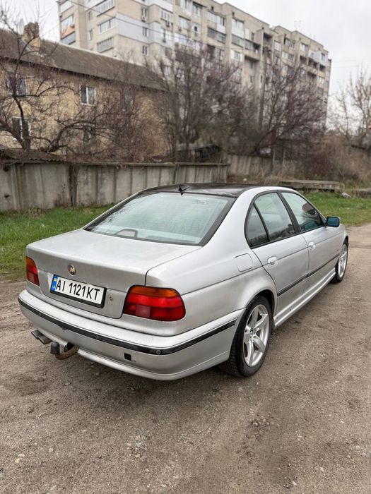 Продам бмв Е39 2.0 бензин