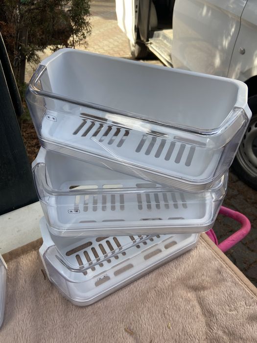 Balkoniki na drzwi do dwoch modeli lodówek samsung side by side