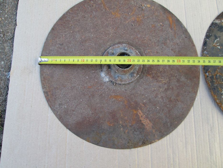 Пила дискова. Сошник. Матеріал для сапи.