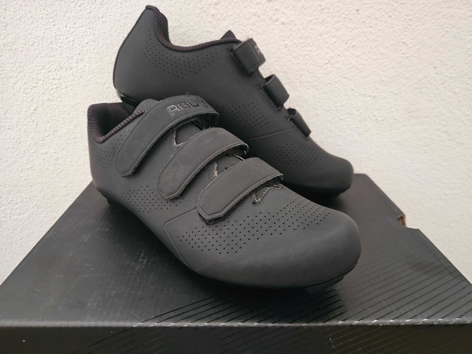 Sapatos AGU / Shimano nº40 (Novos)