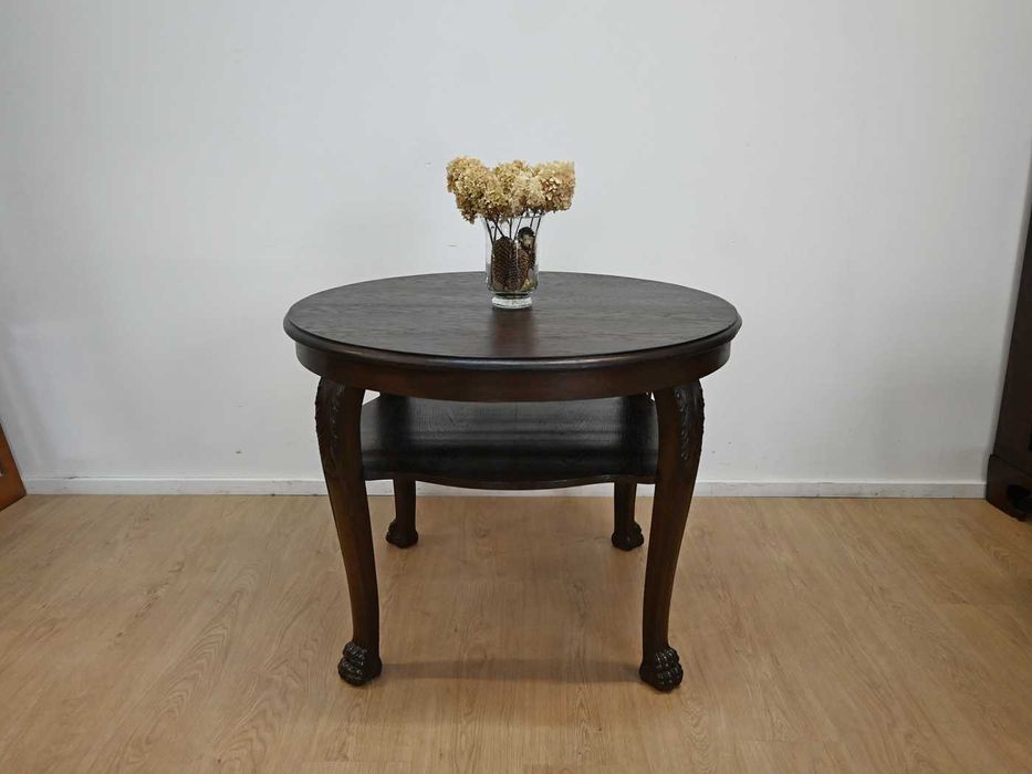 okrągły stolik na lwich łapach 020301