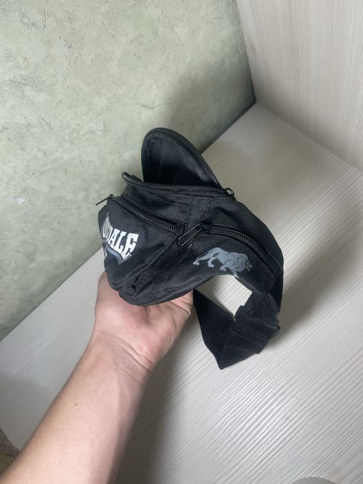 Сумка бананка lonsdale