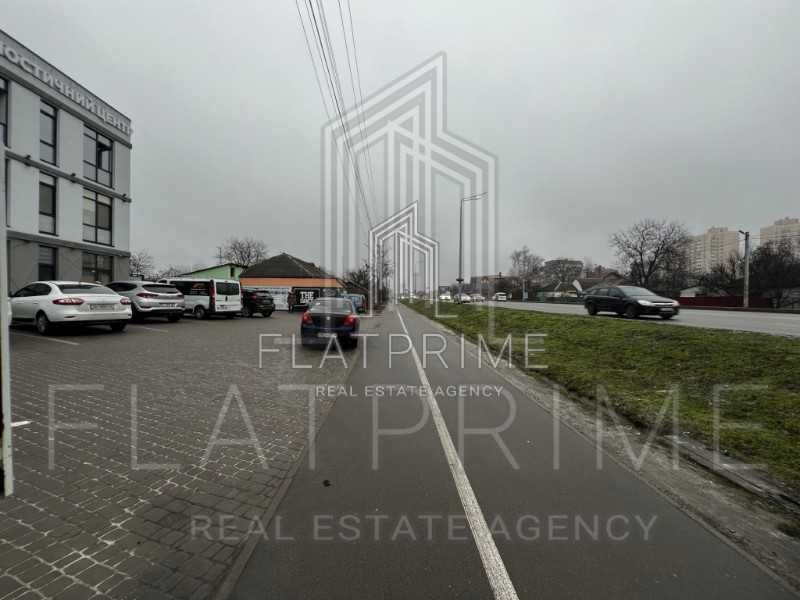 Продаж комерцiйна фасадна будiвля торгове примiщення